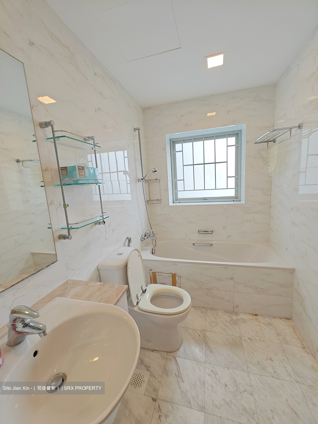 Whitewater (D18), Condominium #612690511